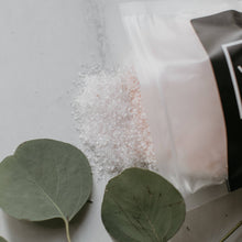 Load image into Gallery viewer, Salty (Fragrance): Bergamot Vanilla / 800g
