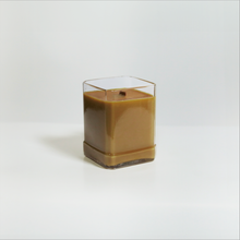 Load image into Gallery viewer, Vanilla + Tobacco Scented Holiday Soy Candle- Made in Canada
